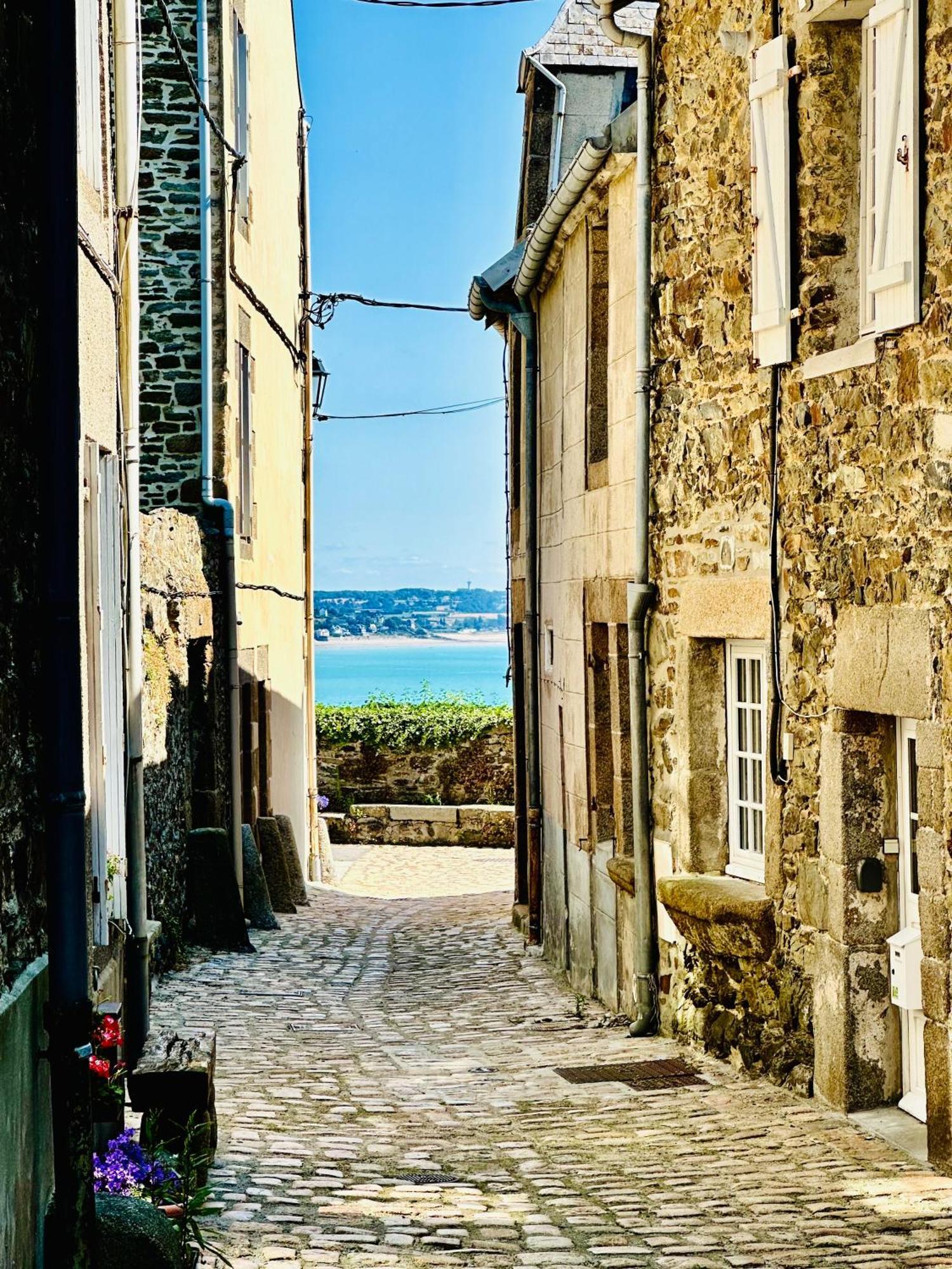 Le Refuge De Lalbatros Vert Donville-les-Bains Esterno foto